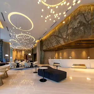 Crowne Plaza Centre By Ihg Hotel
