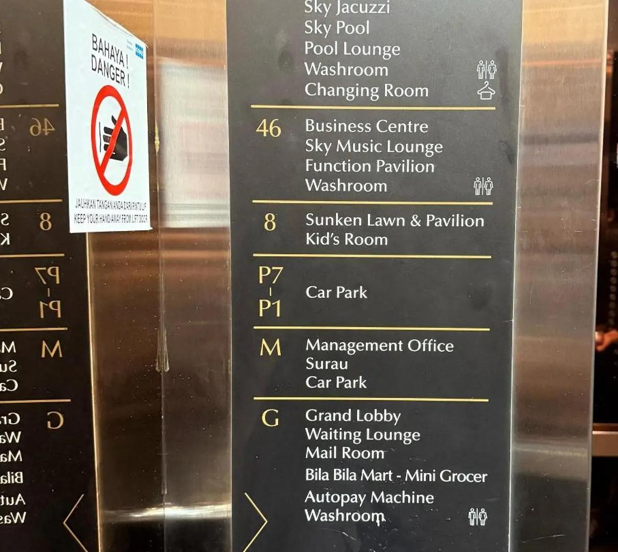 ***** Hotel Scarletz Suites Klcc By Taheeens Kuala Lumpur Malaysia